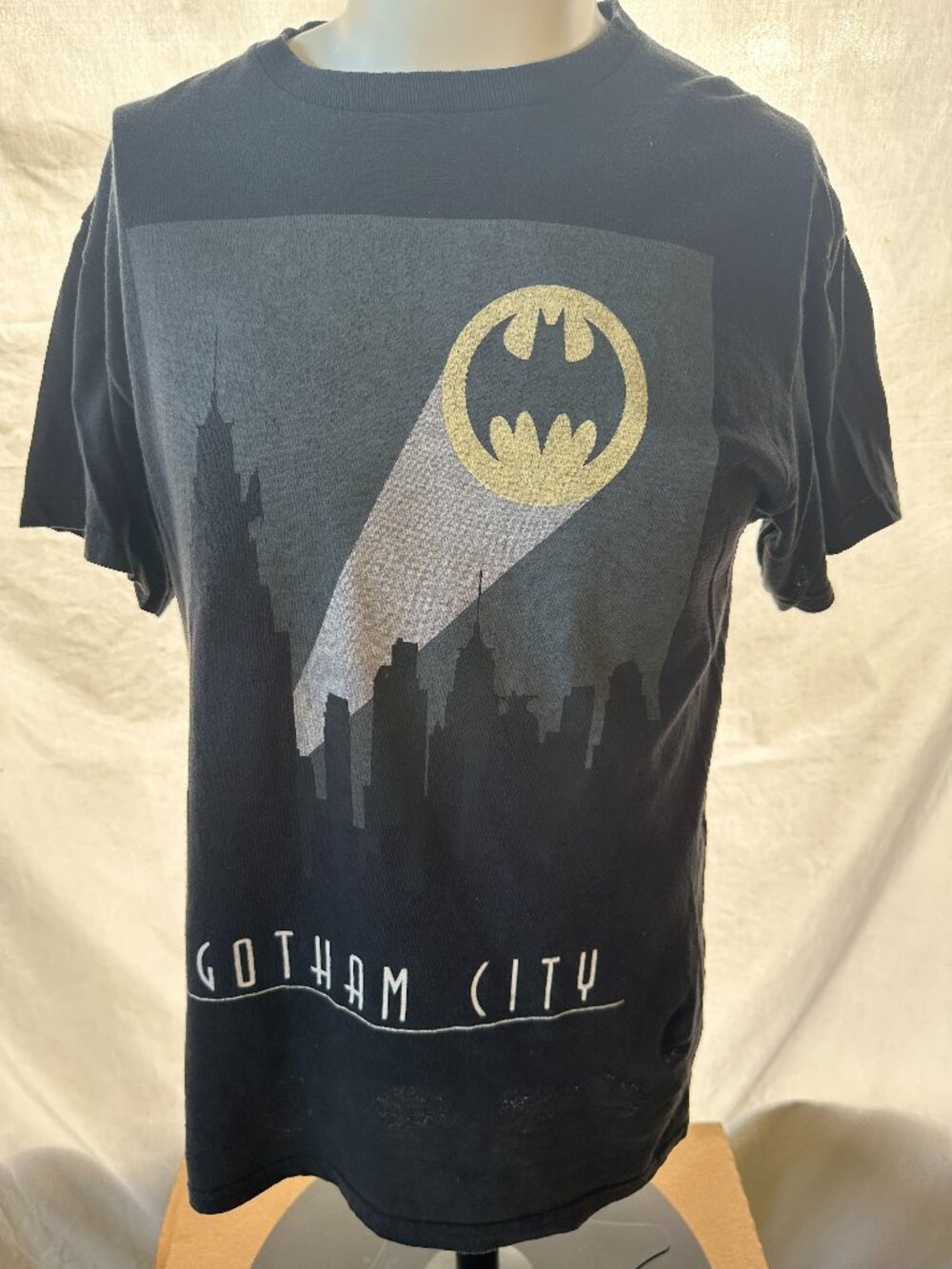 Batman Gotham City Bruce Wayne The Dark Knight Men's Black T Shirt Medium